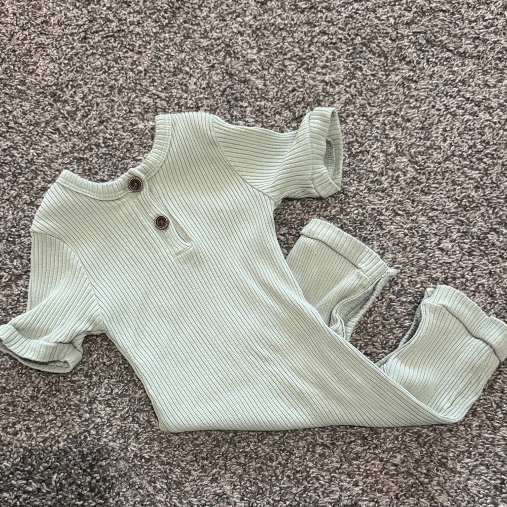 Ribbed Mint Green Baby Onesie